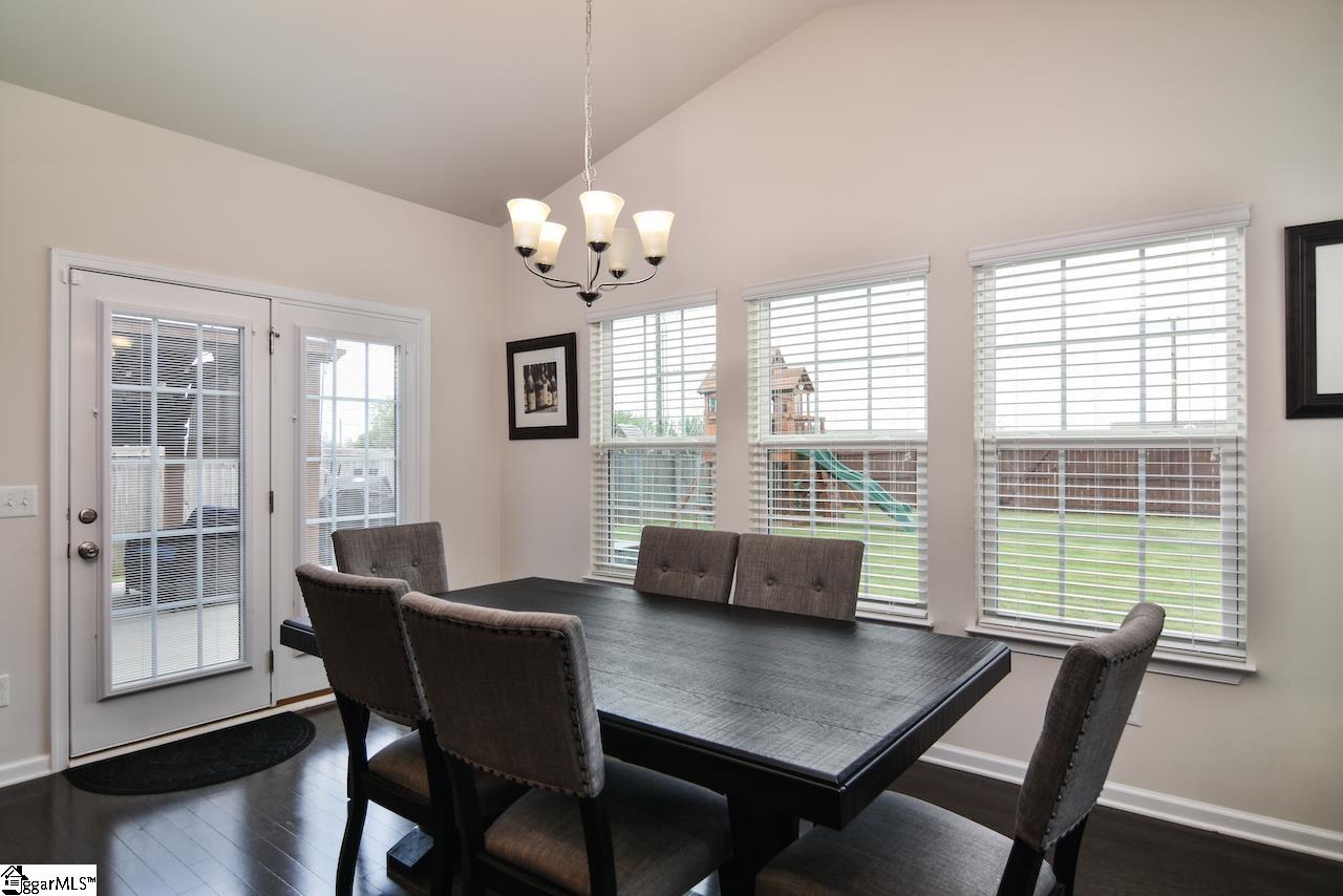 348 Bucklebury Road Greer, SC 29651 - Photo 13 of 31 Gallery Image 13