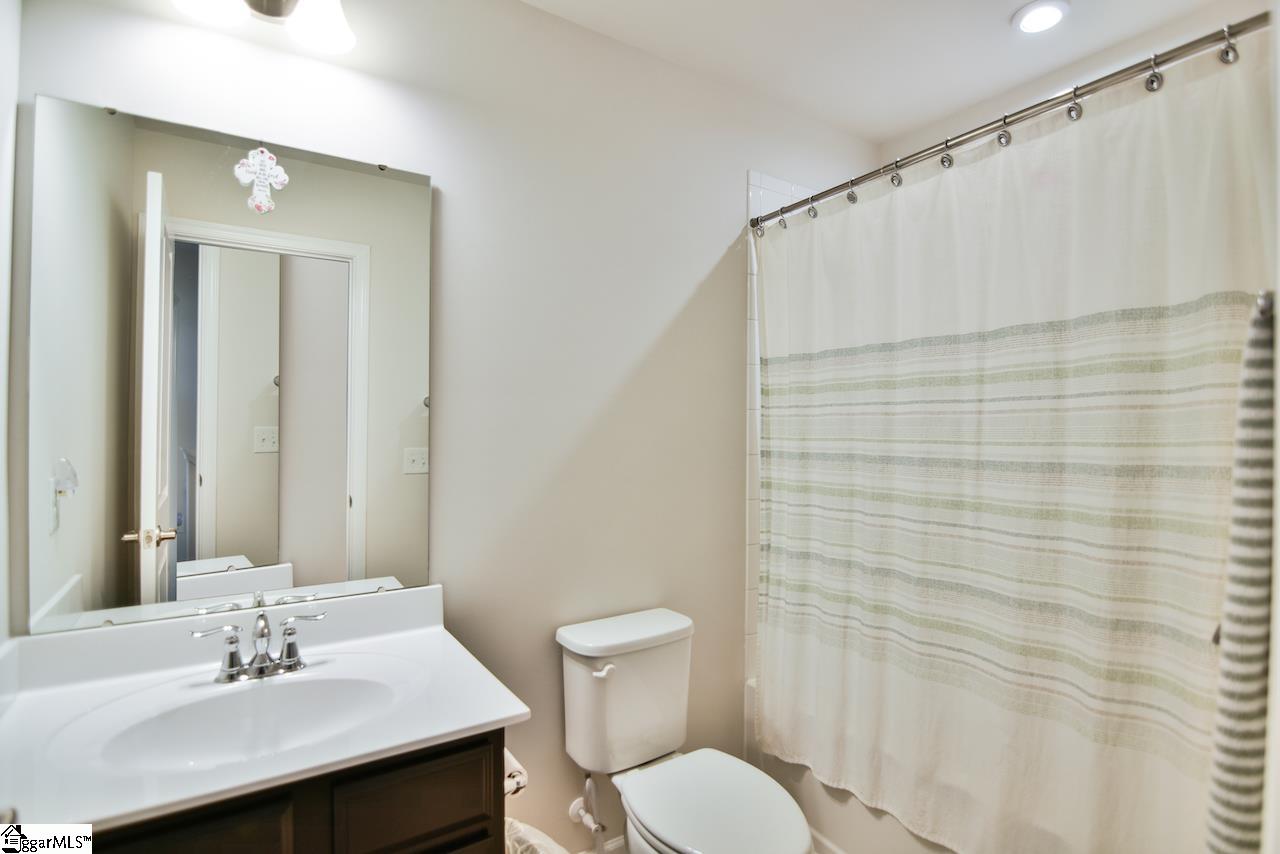 348 Bucklebury Road Greer, SC 29651 - Photo 19 of 31 Gallery Image 19