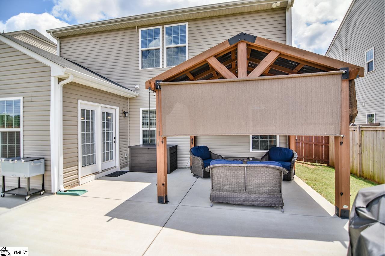 348 Bucklebury Road Greer, SC 29651 - Photo 10 of 31 Gallery Image 10