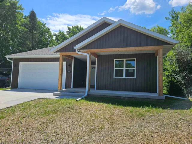 $548,900 | 2634 Hamilton Street, Portage, WI 53901