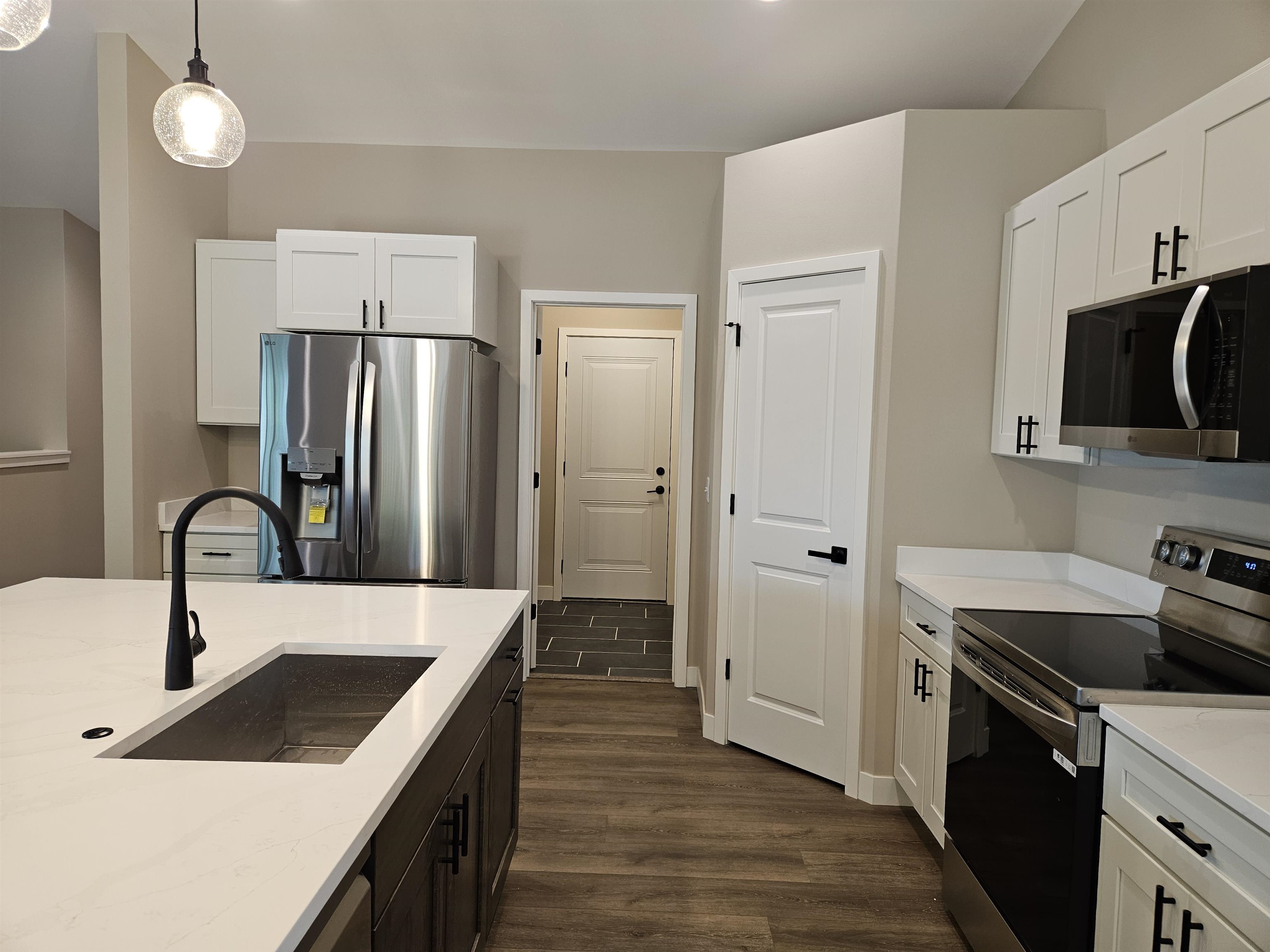 2634 Hamilton Street Portage, WI 53901 - Photo 5 of 39