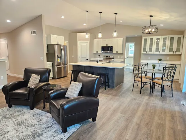 $548,900 | 2634 Hamilton Street, Portage, WI 53901