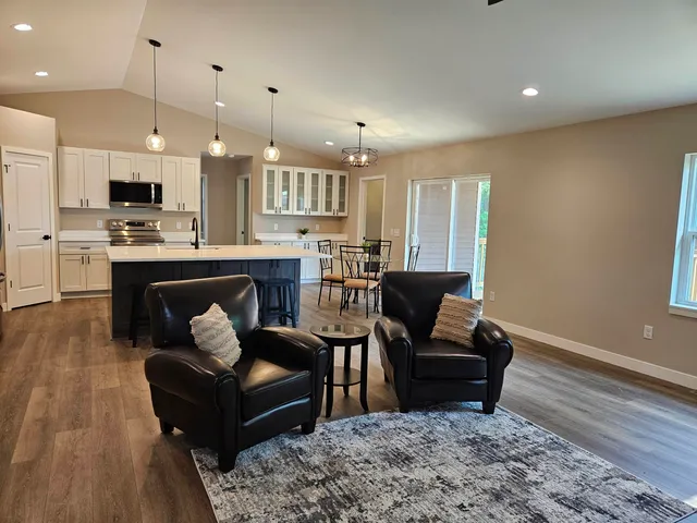 $548,900 | 2634 Hamilton Street, Portage, WI 53901