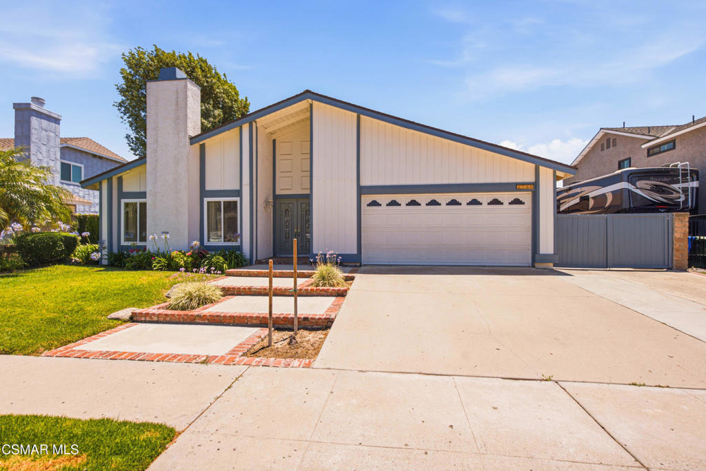 2720 Goldfield Place Simi Valley, CA 93063 - Photo 3 of 37