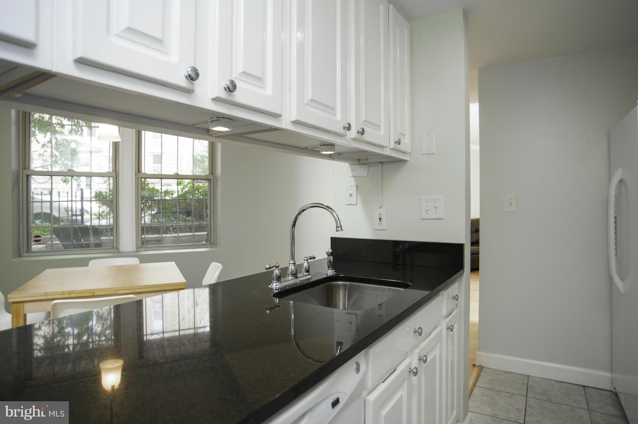 1801 Calvert Street Northwest, Unit G9 Washington, DC 20009 - Photo 12 of 25 Kitchen