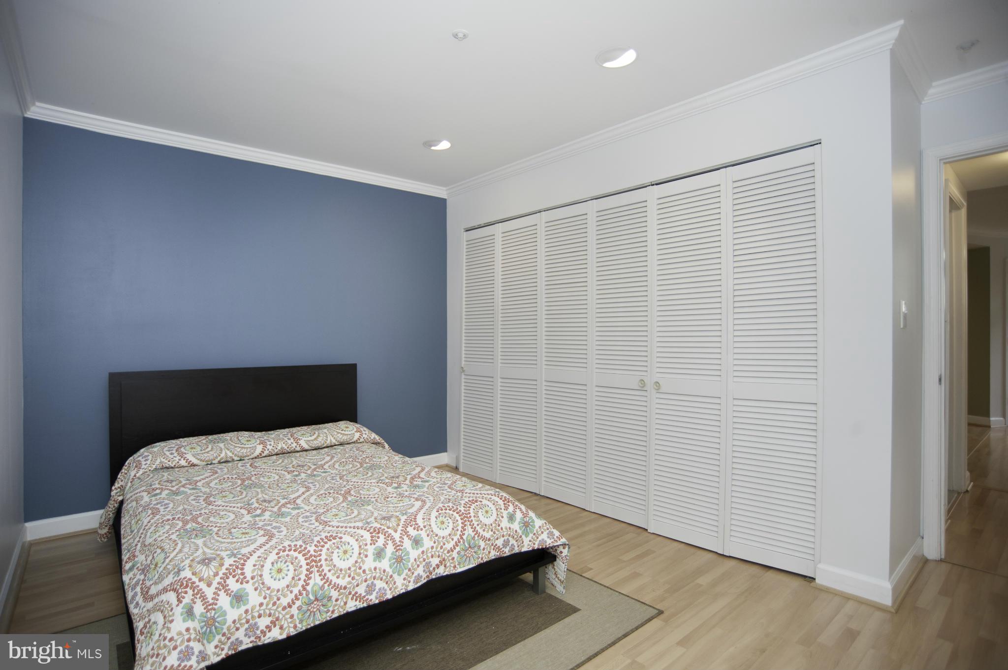 1801 Calvert Street Northwest, Unit G9 Washington, DC 20009 - Photo 17 of 25 Bedroom (Master)