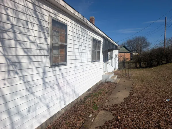 $30,000 | 18 East Mitchell Road, Memphis, TN 38109