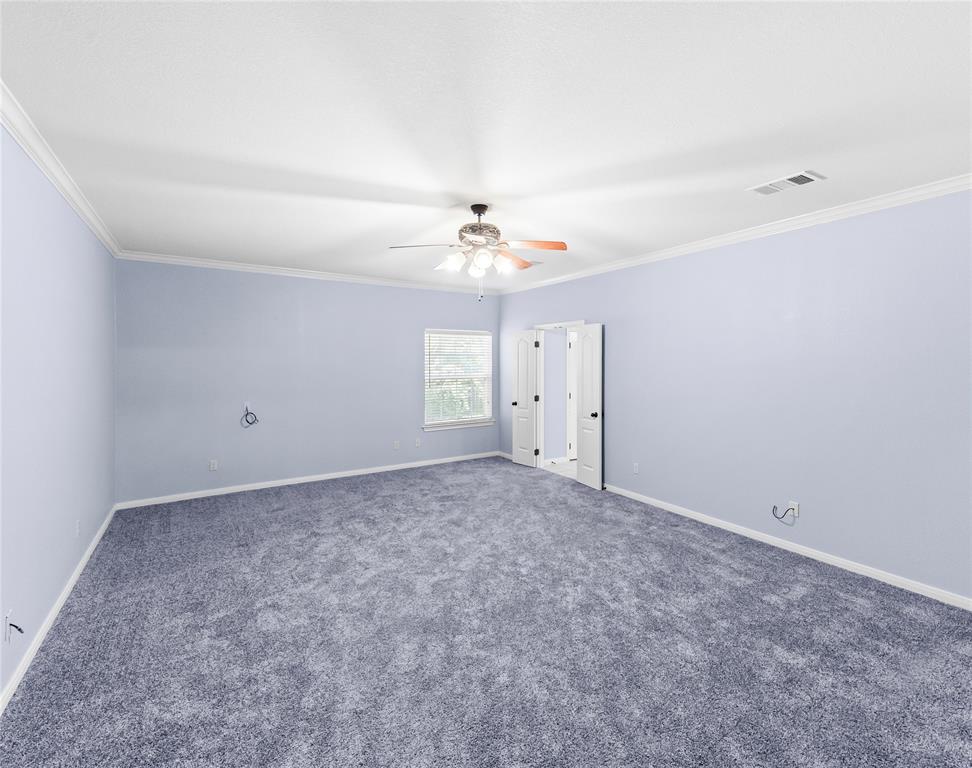 32 North Shore Circle Waco, TX 76708 - Photo 12 of 26 wooden floor in a room