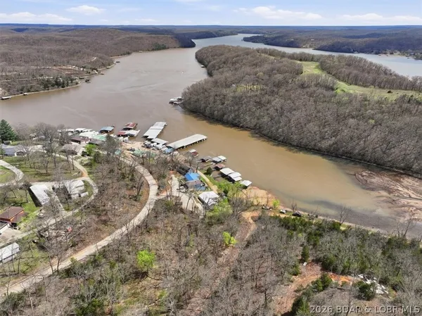 $249,900 | 29229 Hiawatha Drive, Stover, MO 65078