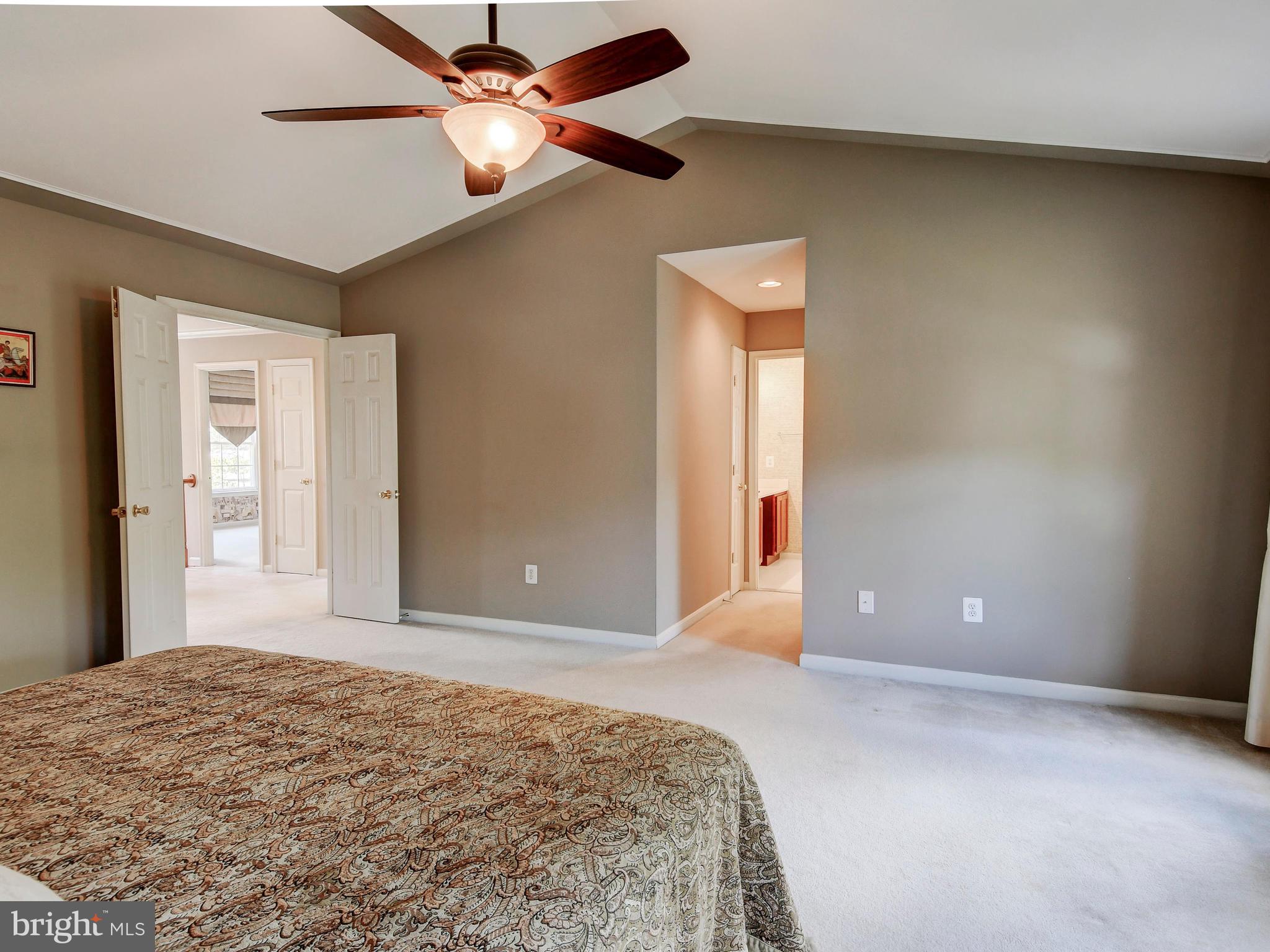 2014 Mars Run Road Baltimore, MD 21221 - Photo 27 of 41 Vaulted Ceilings, lots of Natural Sunlight