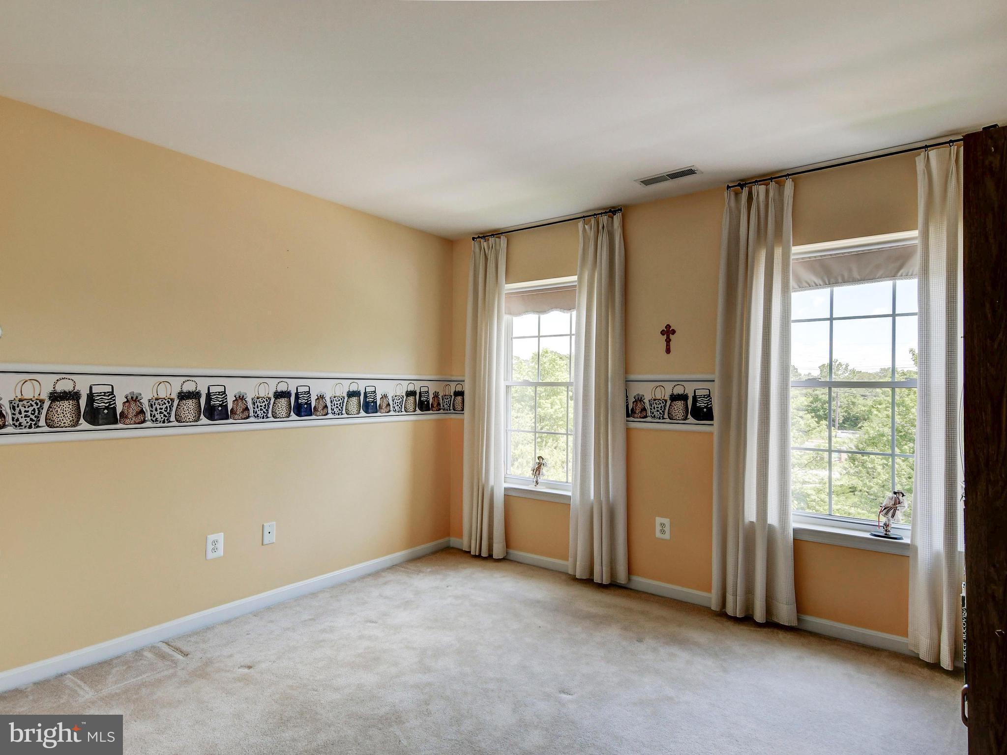 2014 Mars Run Road Baltimore, MD 21221 - Photo 30 of 41 Spacious Bedroom