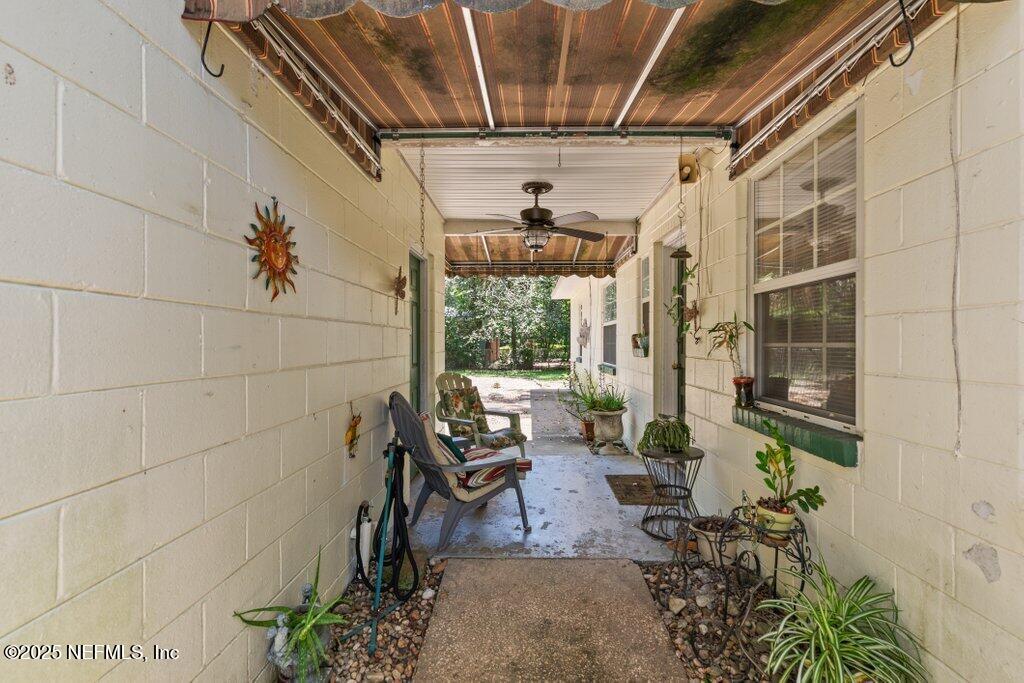 1445 Somerville Road Jacksonville, FL 32207 - Photo 11 of 49 a view of an outdoor space with seating area