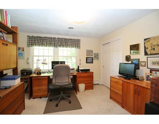 42 Ivy Road Wellesley, MA 02482 - Photo 16 of 21