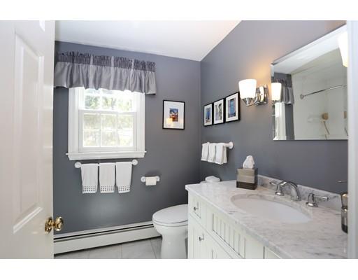 42 Ivy Road Wellesley, MA 02482 - Photo 17 of 21