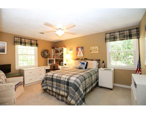42 Ivy Road Wellesley, MA 02482 - Photo 18 of 21