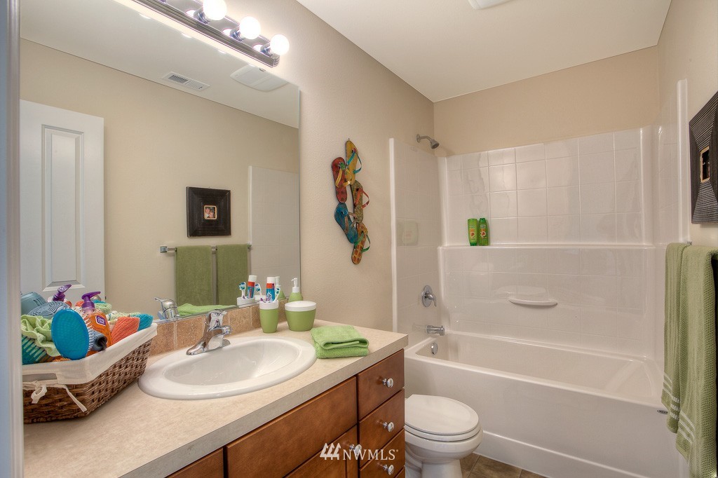 3624 202nd Pl S East, Unit 39 Bothell, WA 98012 - Photo 16 of 19 Gallery Image 16