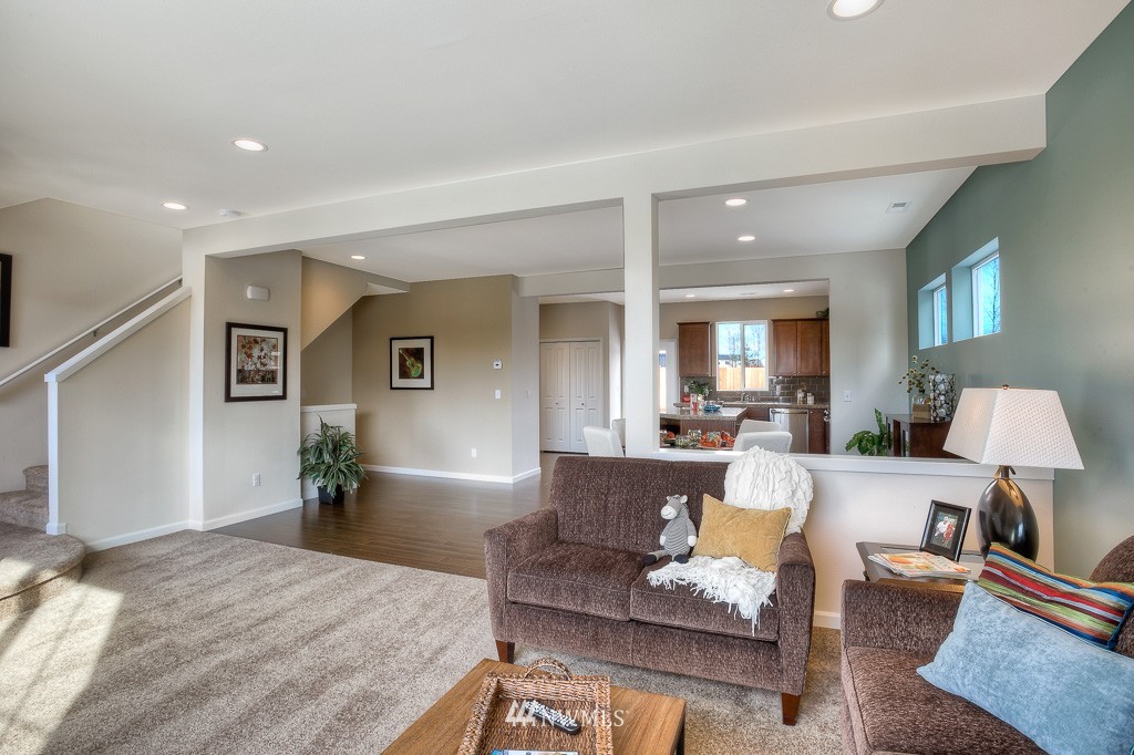3624 202nd Pl S East, Unit 39 Bothell, WA 98012 - Photo 7 of 19 Gallery Image 7