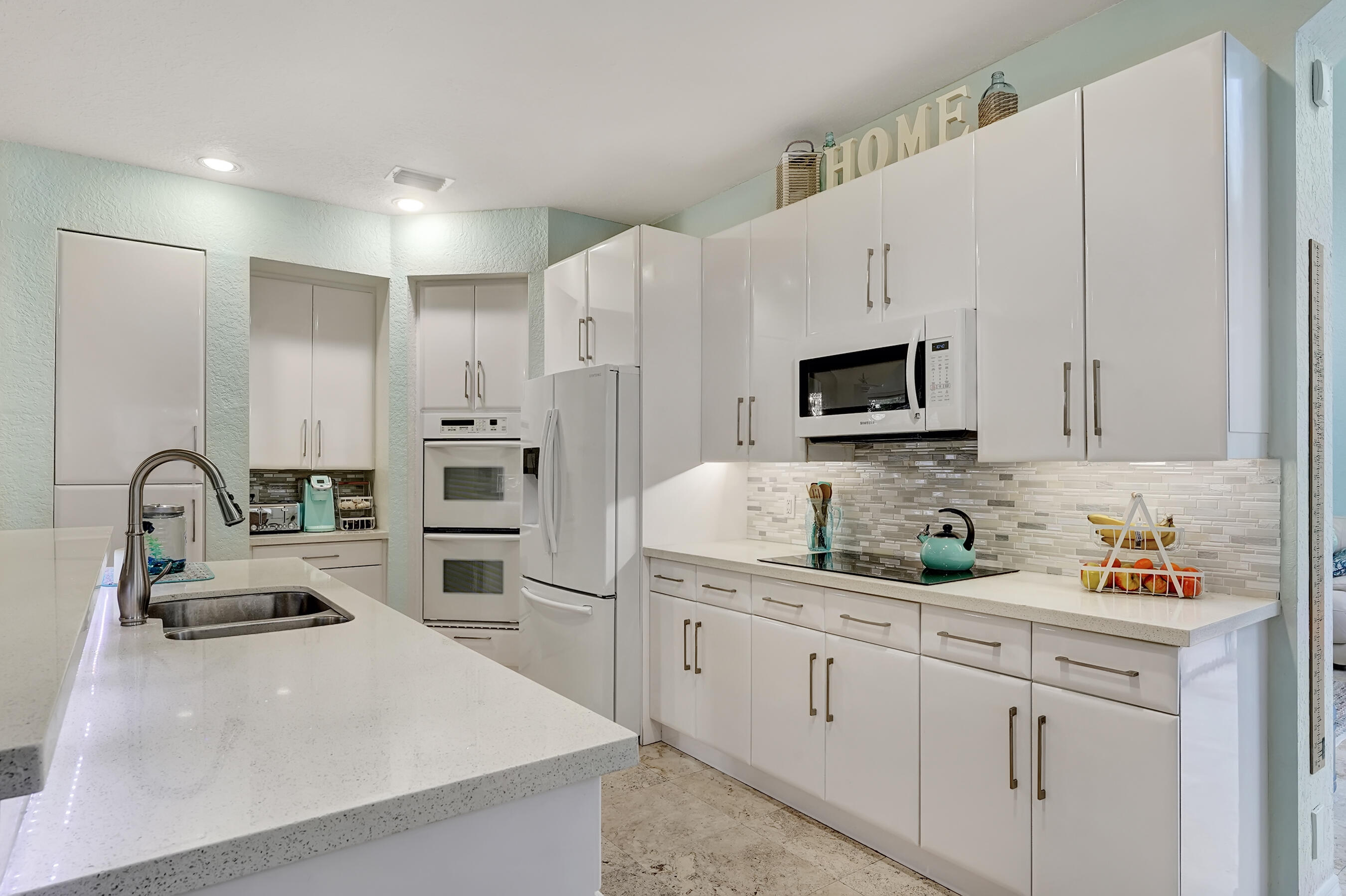 18576 Ocean Mist Drive Boca Raton, FL 33498 - Photo 11 of 55 DSC03786