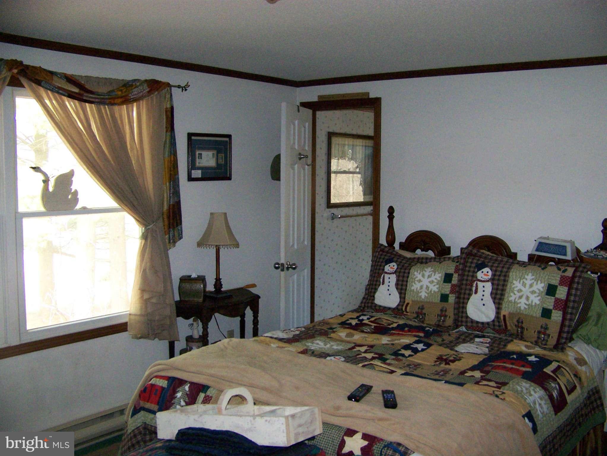 14541 Old Catoctin Road Smithsburg, MD 21783 - Photo 10 of 12 Bedroom (Master)