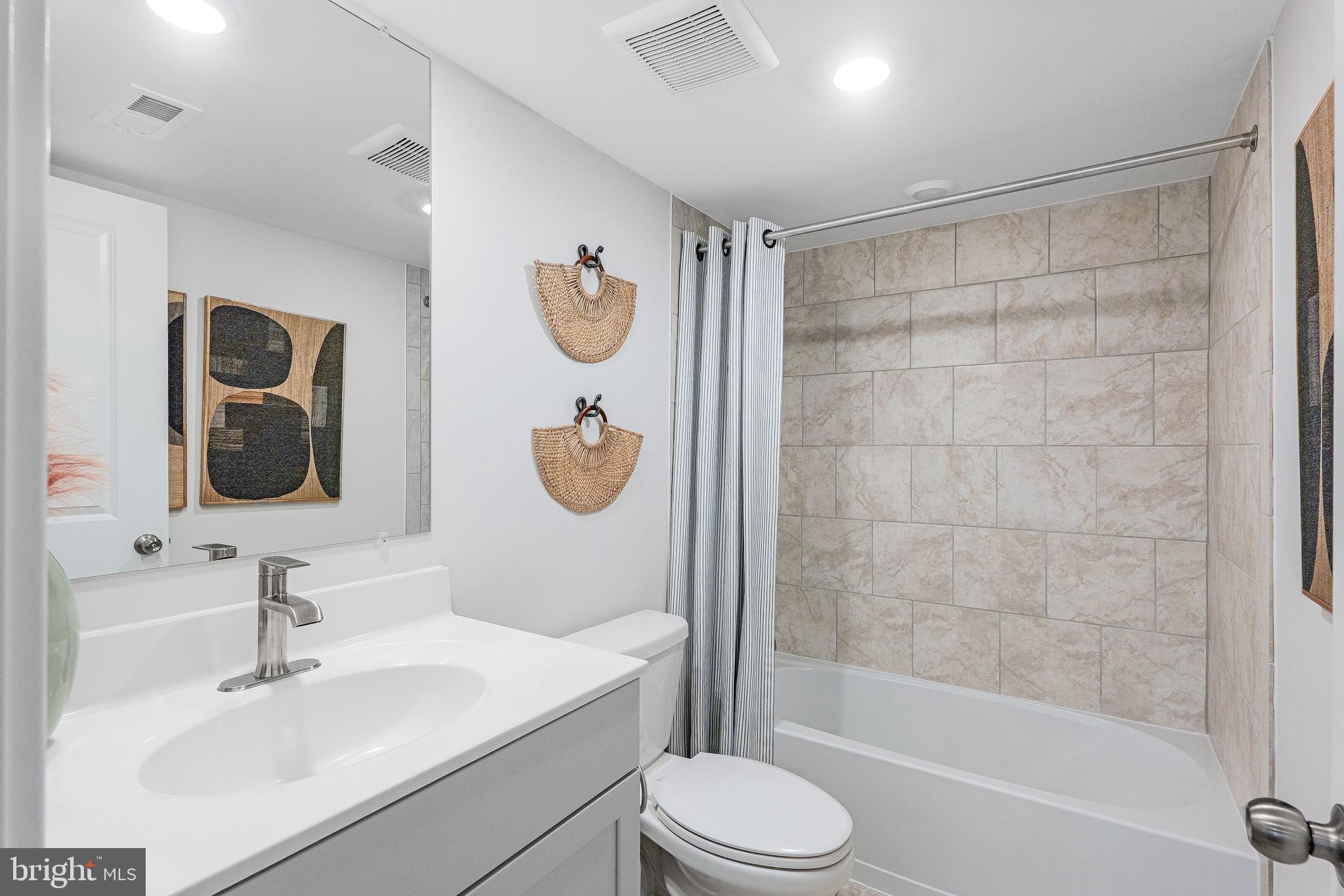 7720 Johnnycake Road Windsor Mill, MD 21244 - Photo 12 of 14 Bath 2