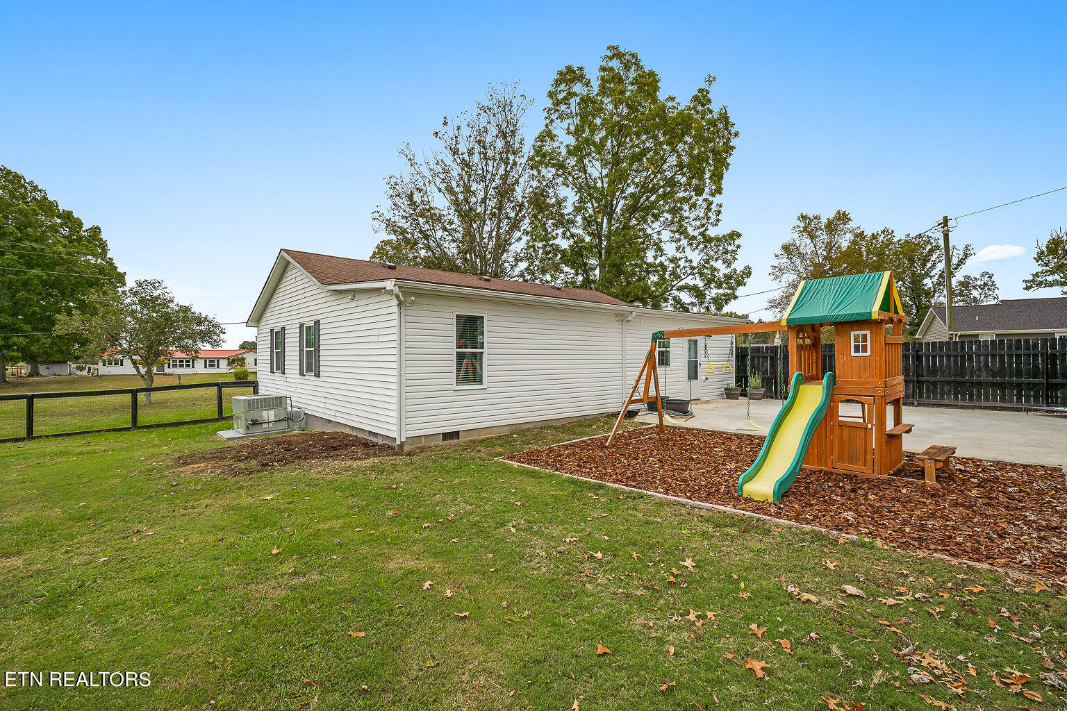 1429 Browntown Road Sparta, TN 38583 - Photo 42 of 44 DSC08202