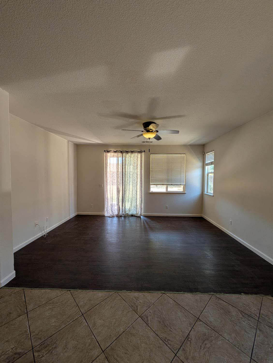 645 Sierra Avenue Reedley, CA 93654 - Photo 5 of 20