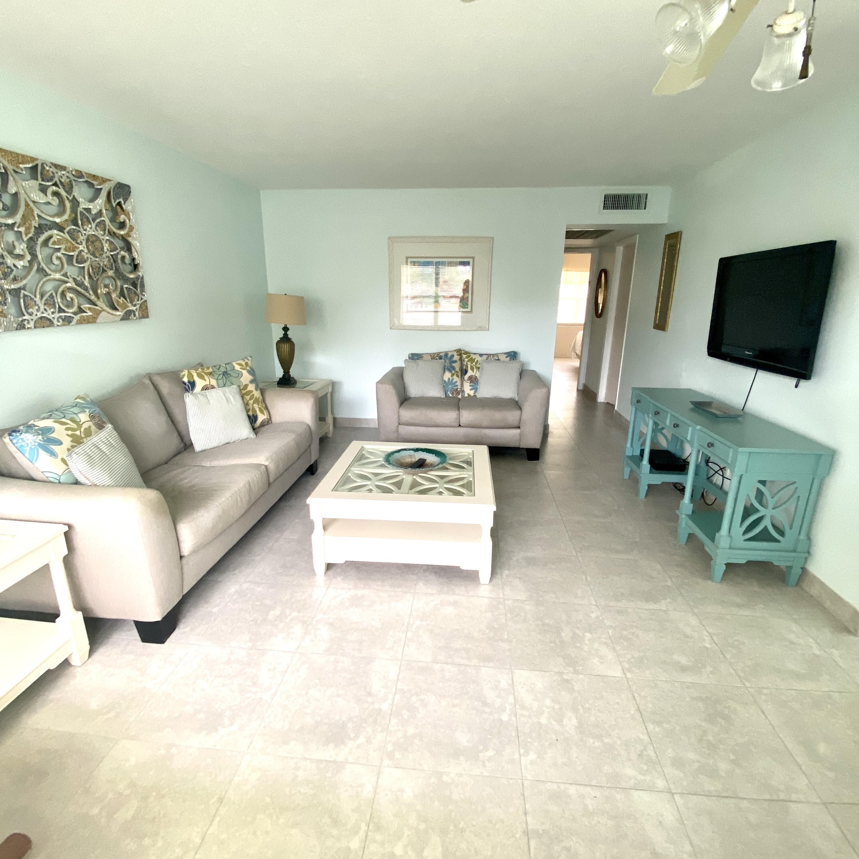 392 Brighton J Boca Raton, FL 33434 - Photo 12 of 54 Living Room