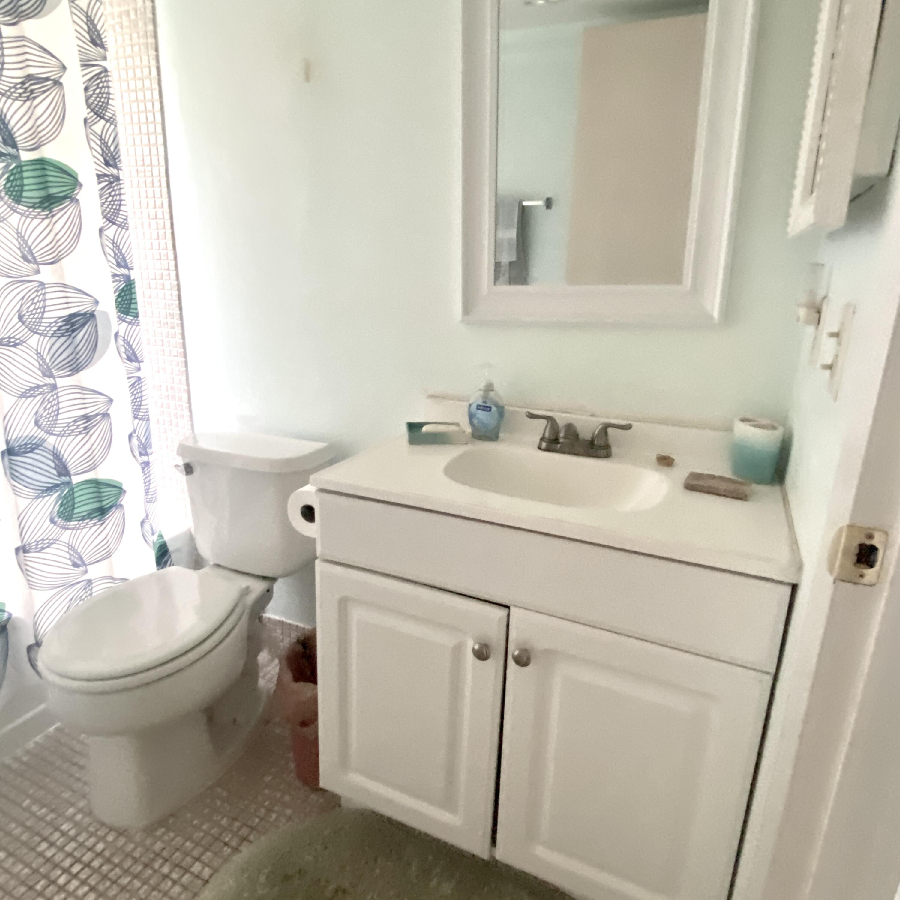 392 Brighton J Boca Raton, FL 33434 - Photo 27 of 54 Main Bath