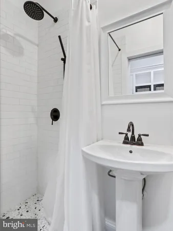 $975,000 | 197 Rawhide Lane, Shenandoah Junction, WV 25442