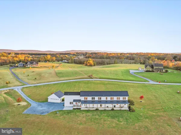 $975,000 | 197 Rawhide Lane, Shenandoah Junction, WV 25442