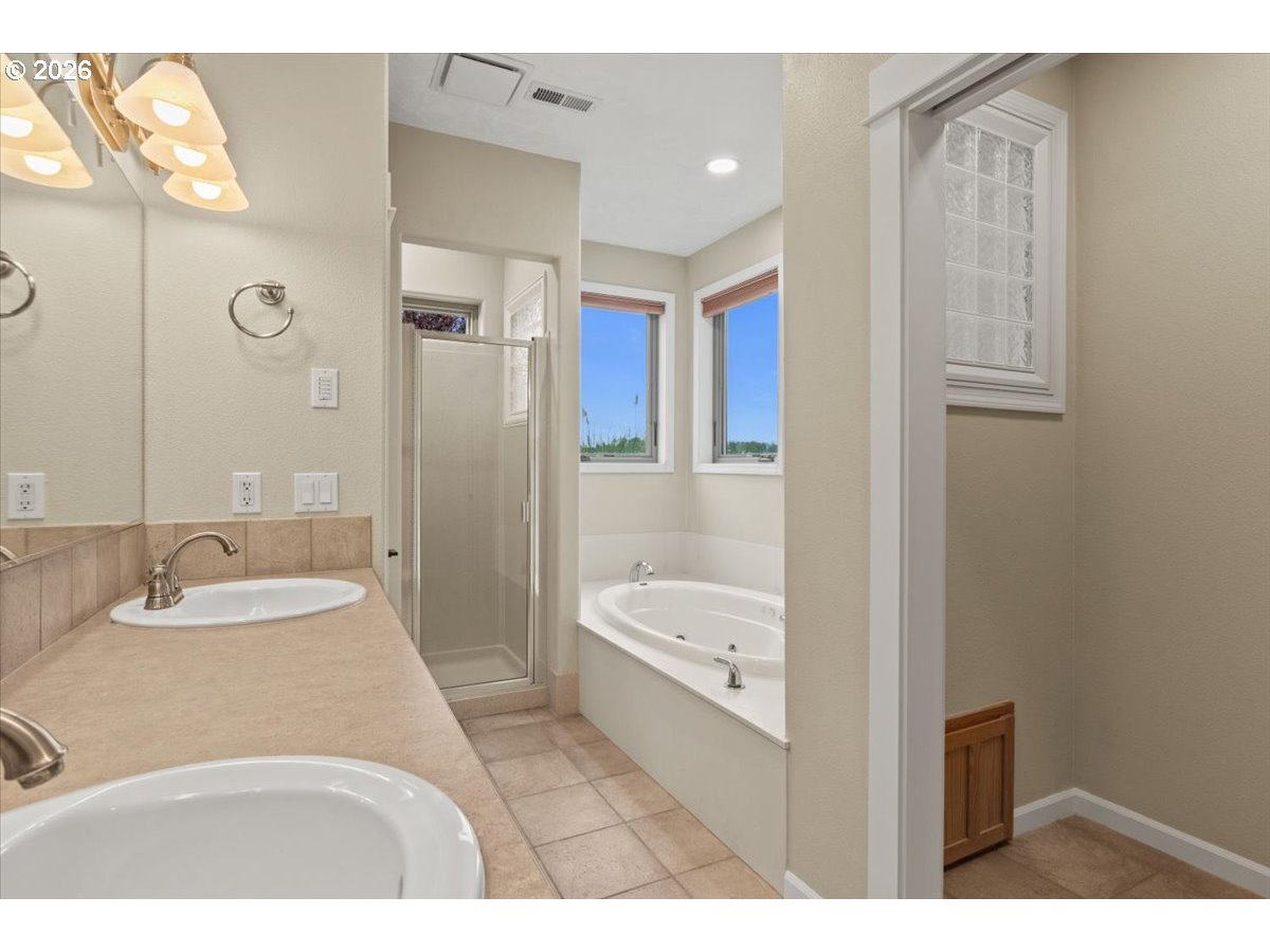 9864 Hoffman Road Monmouth, OR 97361 - Photo 28 of 48 Gallery Image 28