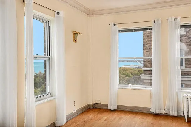 $1,495 | 1028 East Juneau Avenue, Unit 822, Milwaukee, WI 53202