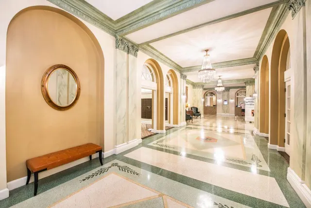 $1,495 | 1028 East Juneau Avenue, Unit 822, Milwaukee, WI 53202