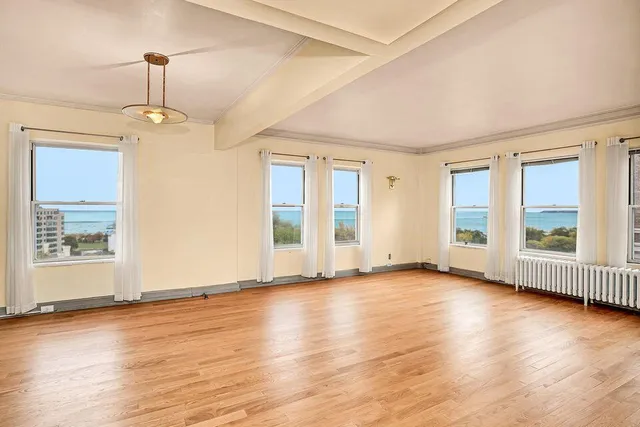 $1,495 | 1028 East Juneau Avenue, Unit 822, Milwaukee, WI 53202