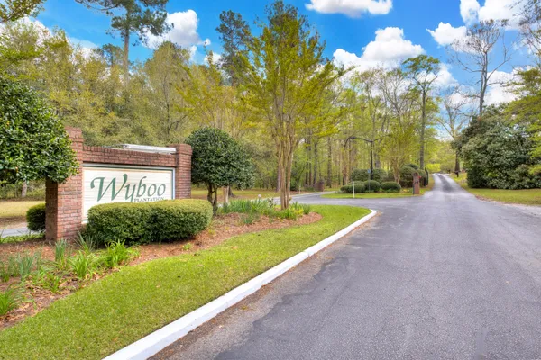 $35,000 | 20 Lake Arbu Drive, Manning, SC 29102