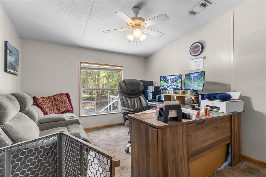 106 Arrowhead Point Road Hawthorne, FL 32640 - Photo 19 of 38