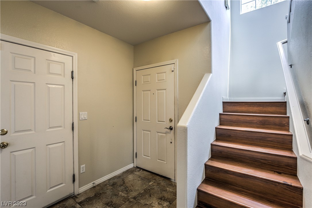 7328 Plantanus Road Las Vegas, NV 89113 - Photo 15 of 41