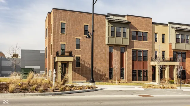 $315,000 | 400 South Meridian Street, Greenwood, IN 46142