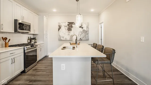 $315,000 | 400 South Meridian Street, Greenwood, IN 46142