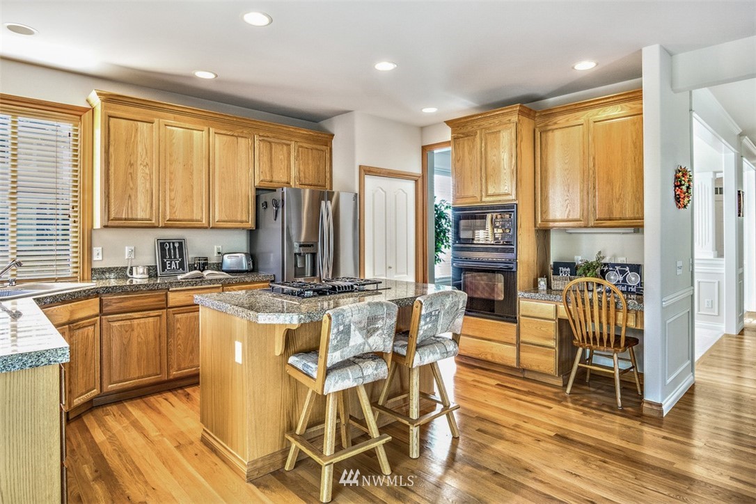 18521 33rd Avenue Southeast Bothell, WA 98012 - Photo 14 of 25 Gallery Image 14