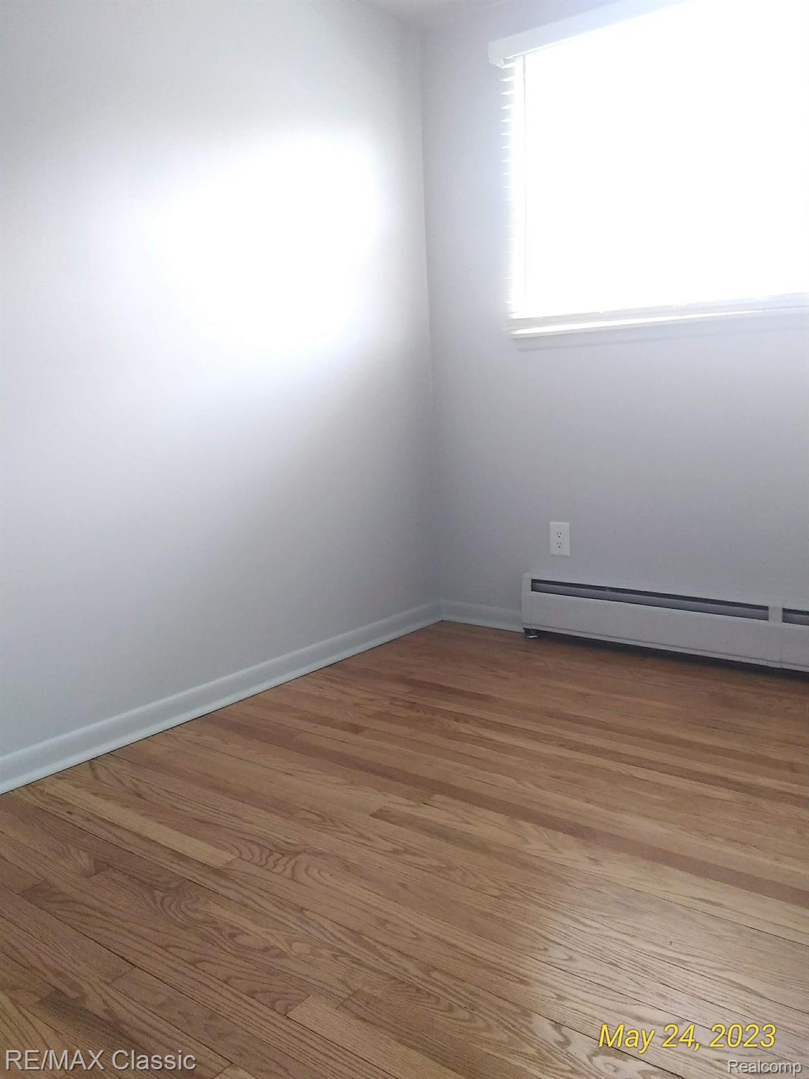 2811 West 13 Mile Road, Unit 2 Royal Oak, MI 48073 - Photo 17 of 23 Bedroom #2