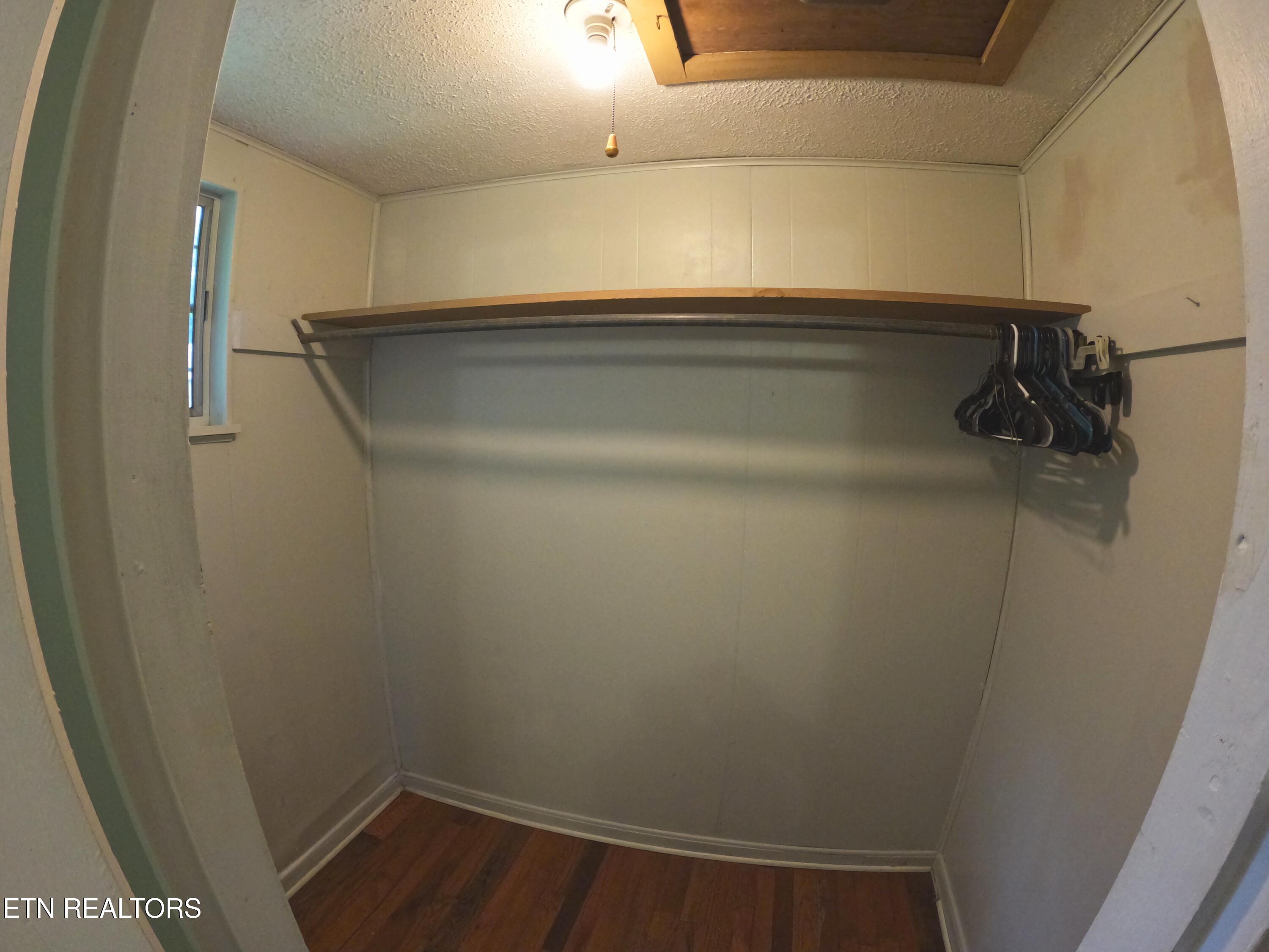 9 Sharp Road Athens, TN 37303 - Photo 13 of 18 Closet1