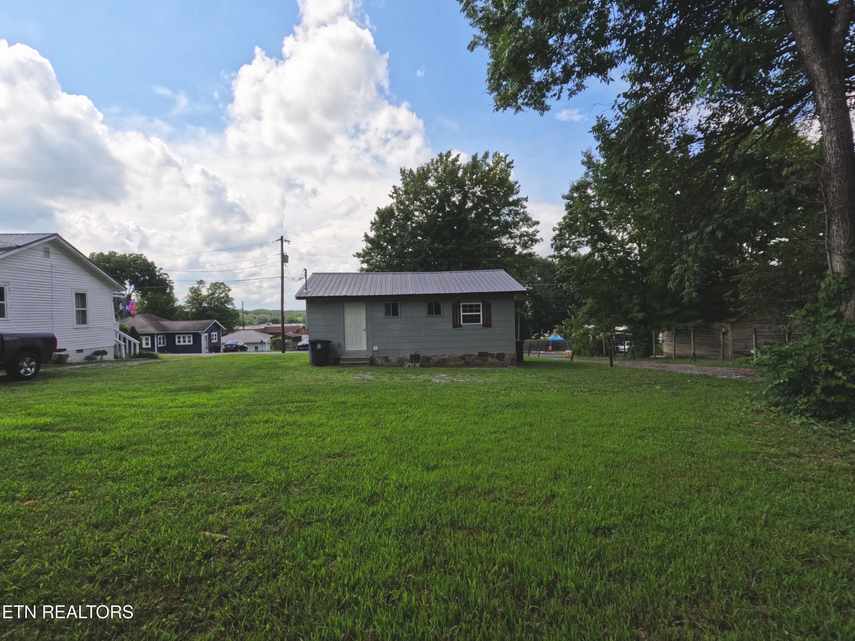 9 Sharp Road Athens, TN 37303 - Photo 3 of 18 EXTERIOR4