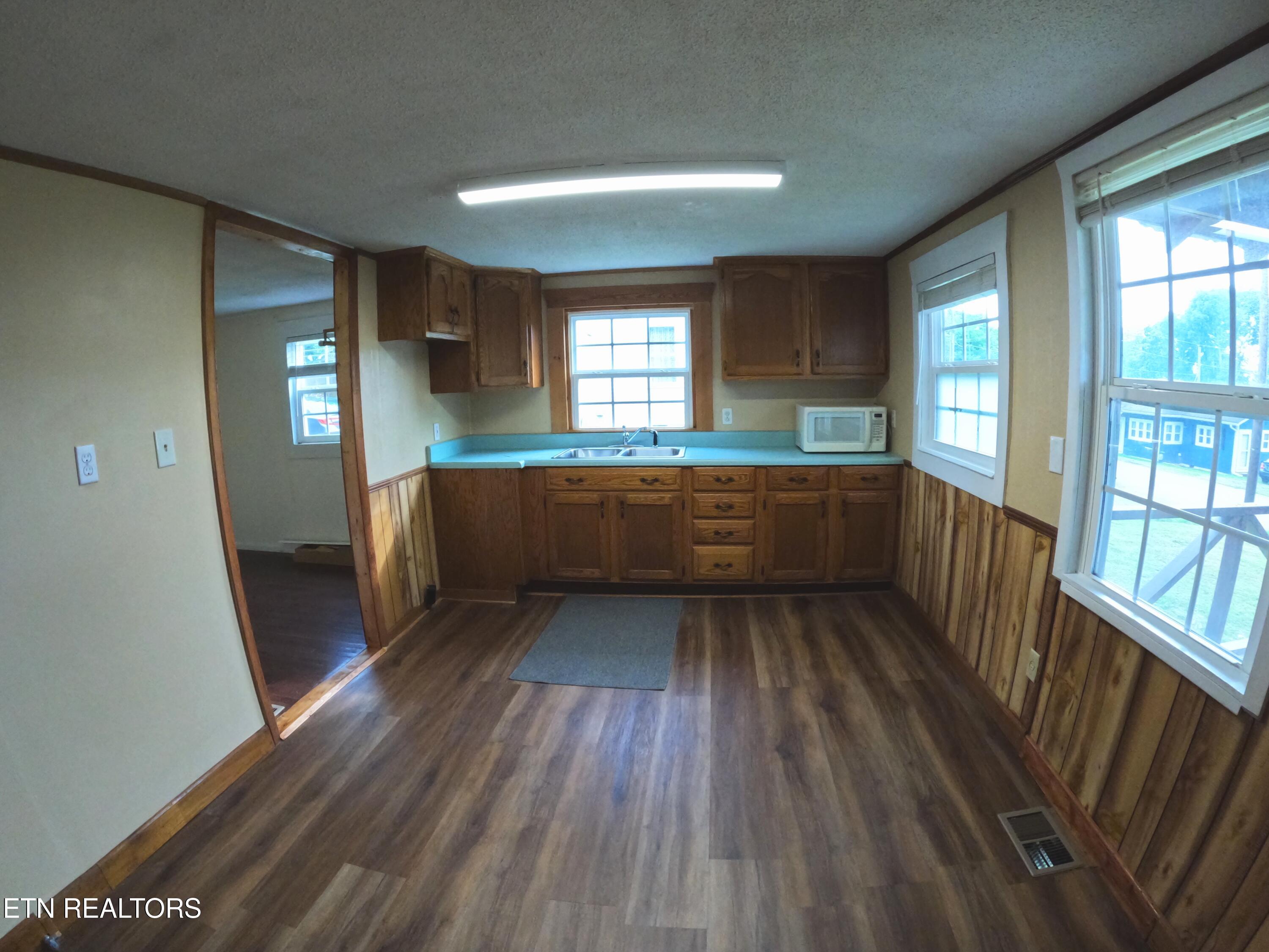 9 Sharp Road Athens, TN 37303 - Photo 8 of 18 kitchen3