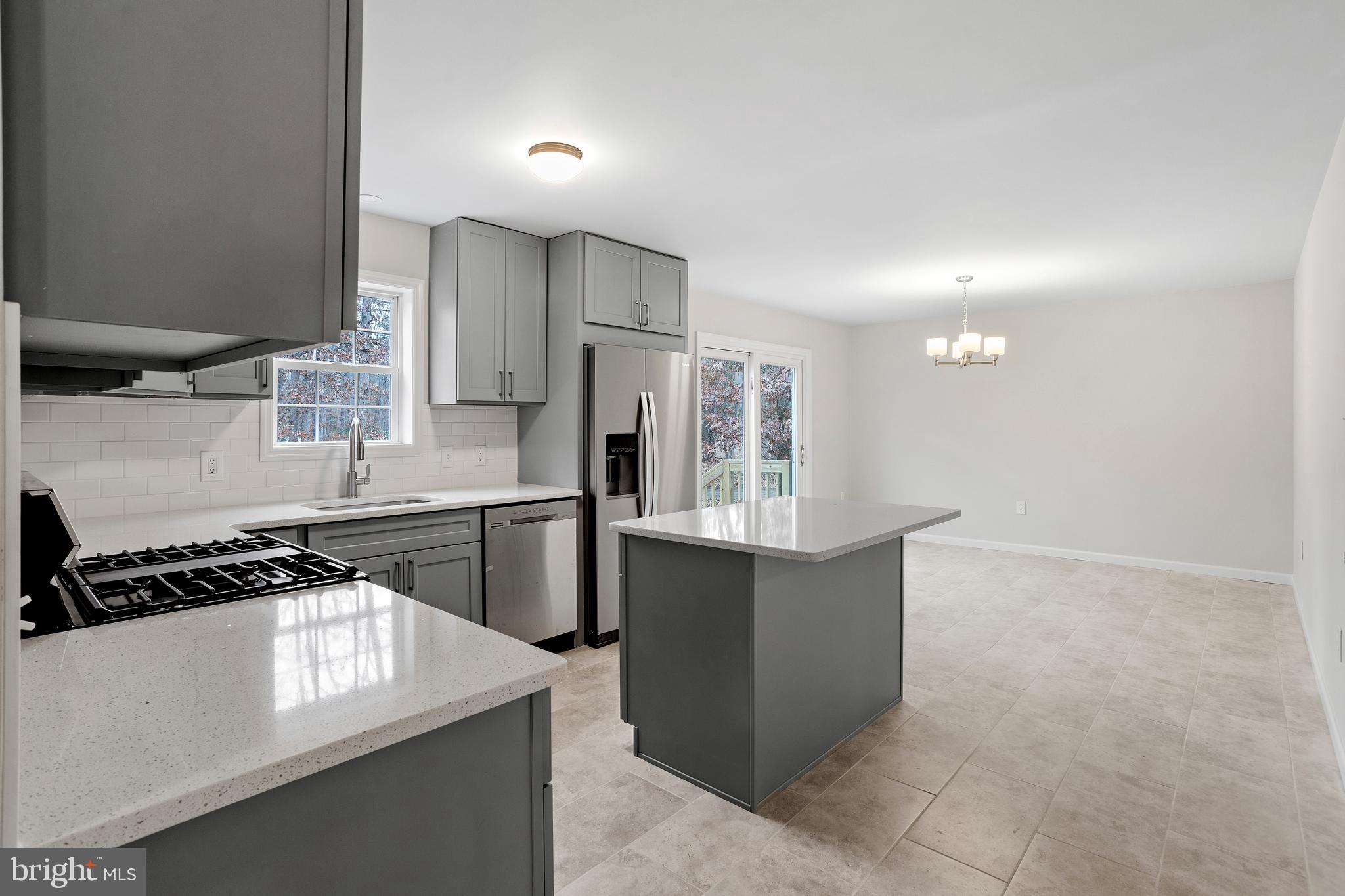 2711 Winslow Road Williamstown, NJ 08094 - Photo 10 of 30 Gallery Image 10