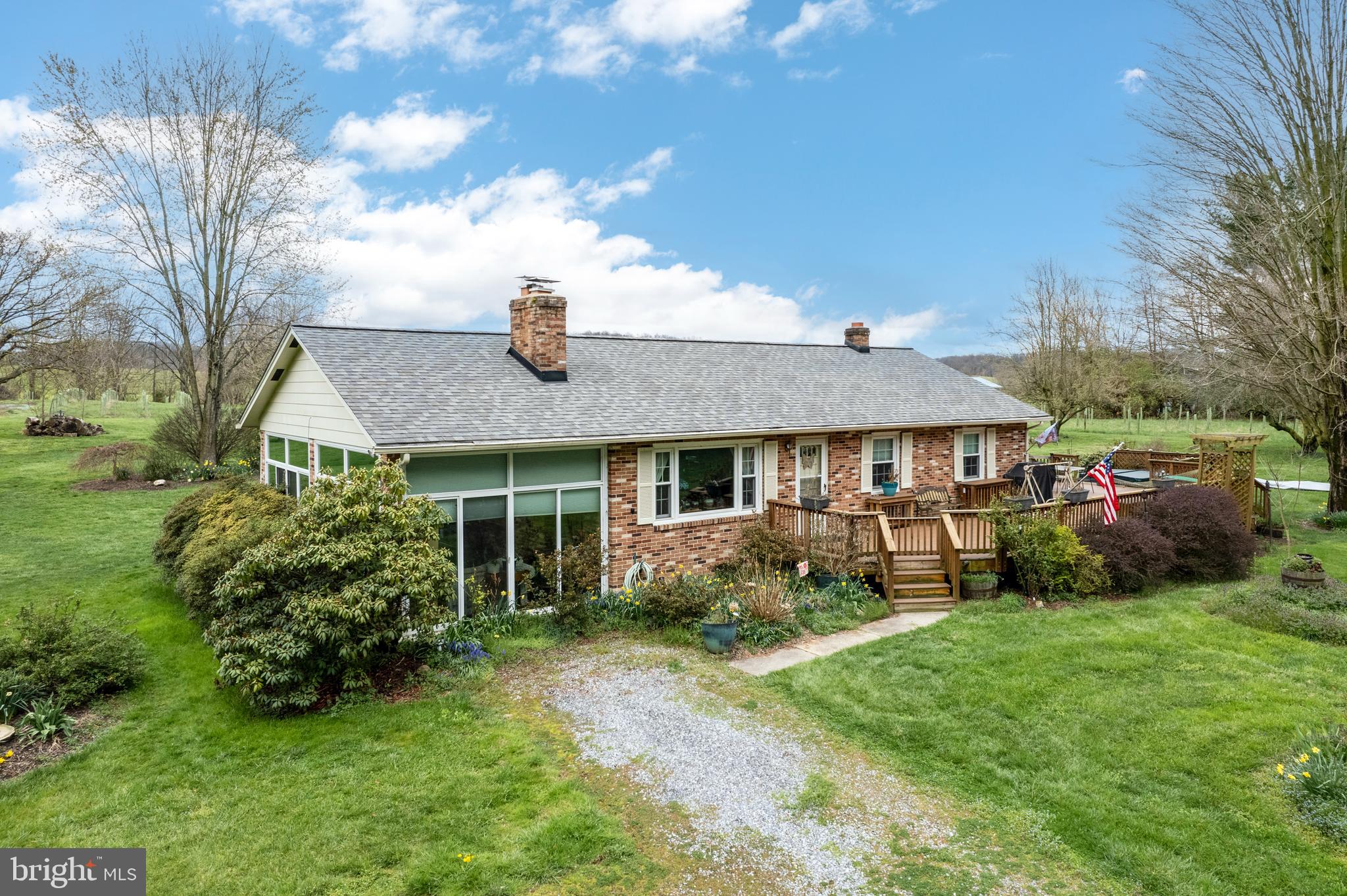 8601 Woodville Road Mount Airy, MD 21771 - Photo 3 of 85 Gallery Image 3