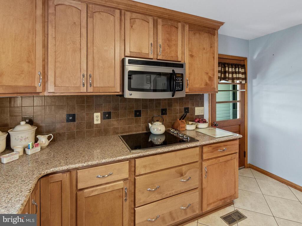 4235 Buffalo Road Mount Airy, MD 21771 - Photo 12 of 37 Gallery Image 12