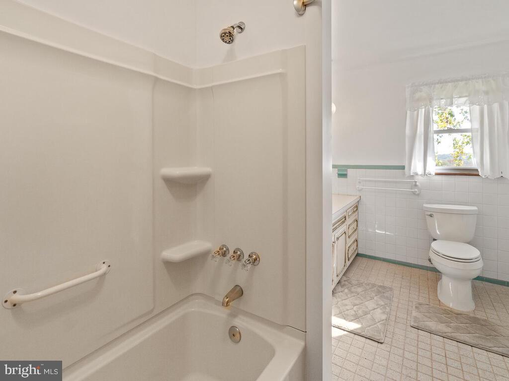 4235 Buffalo Road Mount Airy, MD 21771 - Photo 18 of 37 Gallery Image 18