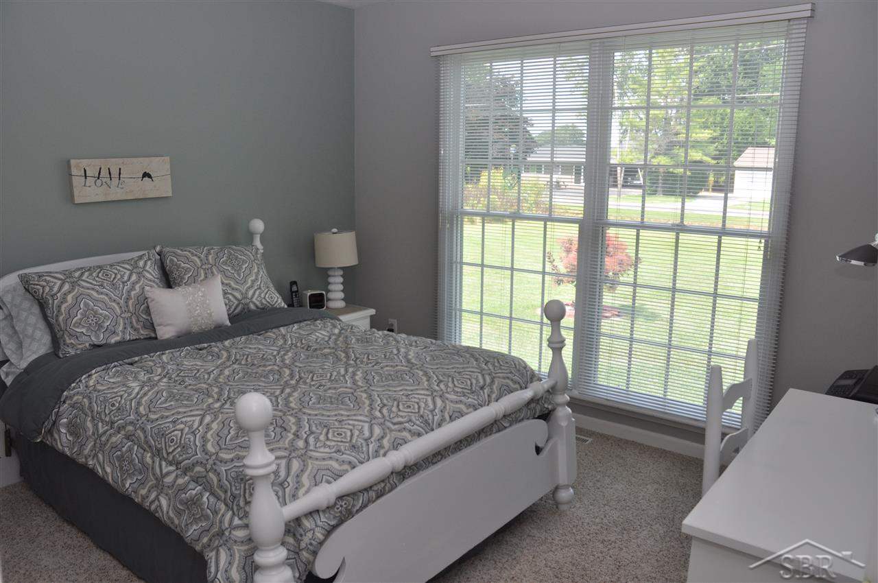 10831 Dice Road Freeland, MI 48623 - Photo 11 of 16 31206611-10.JPG
