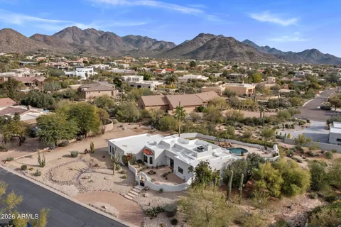 $1,600,000 | 9349 East Calle De Valle Drive, Scottsdale, AZ 85255